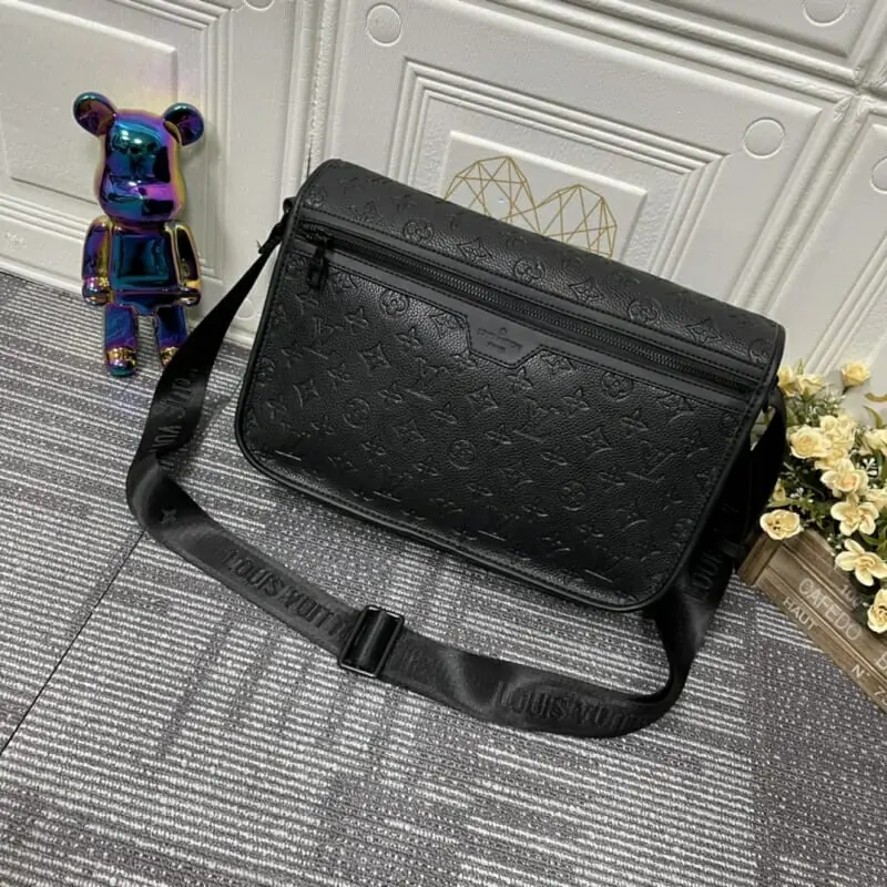 louis vuitton aaa homme mini sac a main s_104b2101